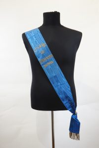 Echarpe compagnie d'arc de Saint-Sauveur, vue générale